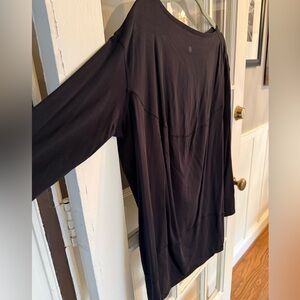 lululemon athletica Women’s Size Large Black Tunic Top Yoga Pilates Hiking Daily